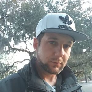 Meet your Posher, Corey